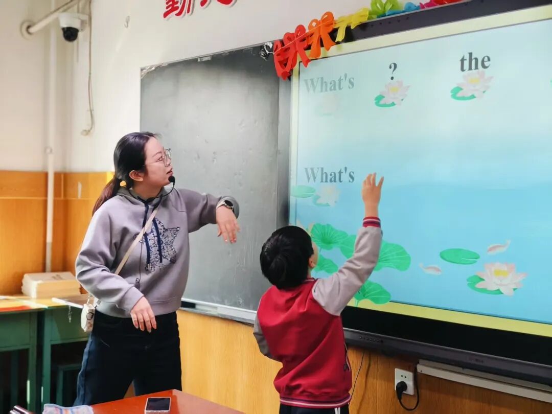 【立小•教学】推门听课“零距离” 解锁课堂新活力｜春季开学推门课纪实