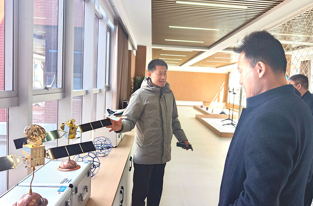 深化交流促发展  聚焦特色谋新篇丨北京外国语大学专家莅临私立一中参观指导