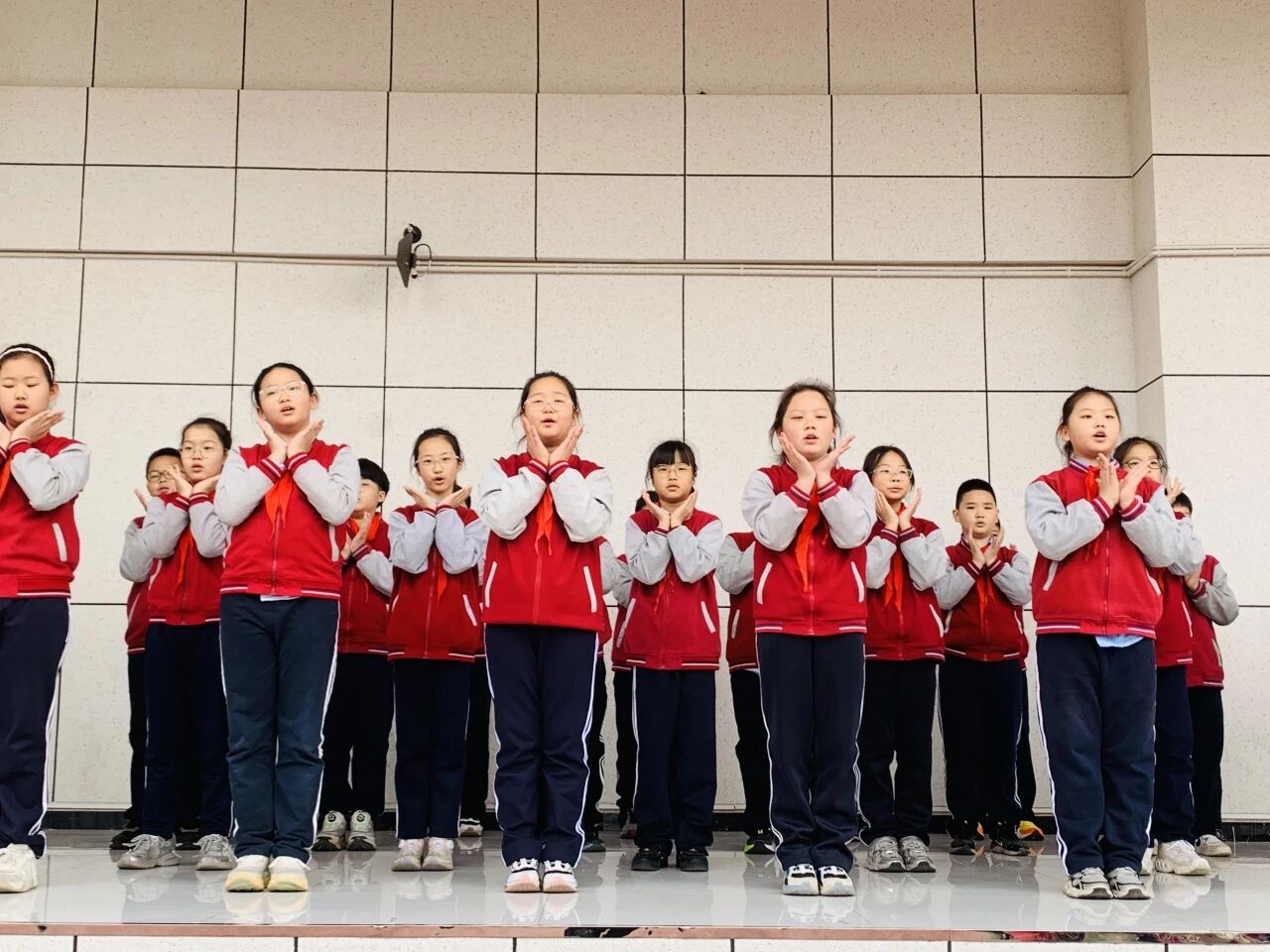 【立小?思政】缅怀先烈志 传承英雄魂|少先队清明节主题活动