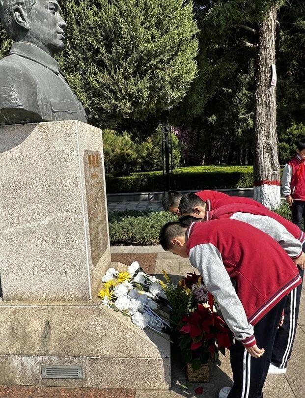 【立小?思政】缅怀先烈志 传承英雄魂|少先队清明节主题活动