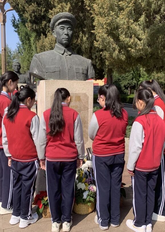 【立小?思政】缅怀先烈志 传承英雄魂|少先队清明节主题活动