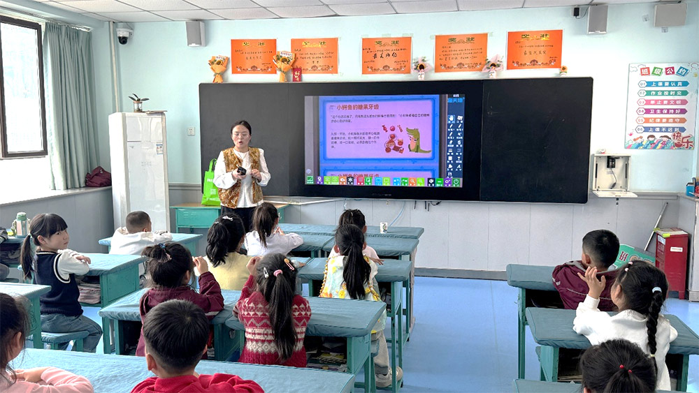 家校共育 | 家长进课堂,别样“师”情伴成长