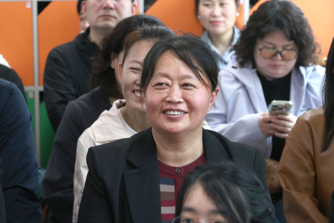 以爱之名 共赴成长丨私立一中圆满召开高一、高三年级家长会