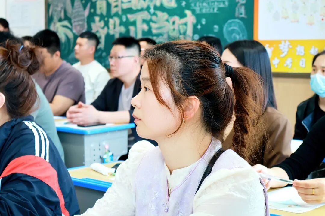 凝心聚力战中考，家校同心赴前程 | 石家庄私立一中初三年级家长会