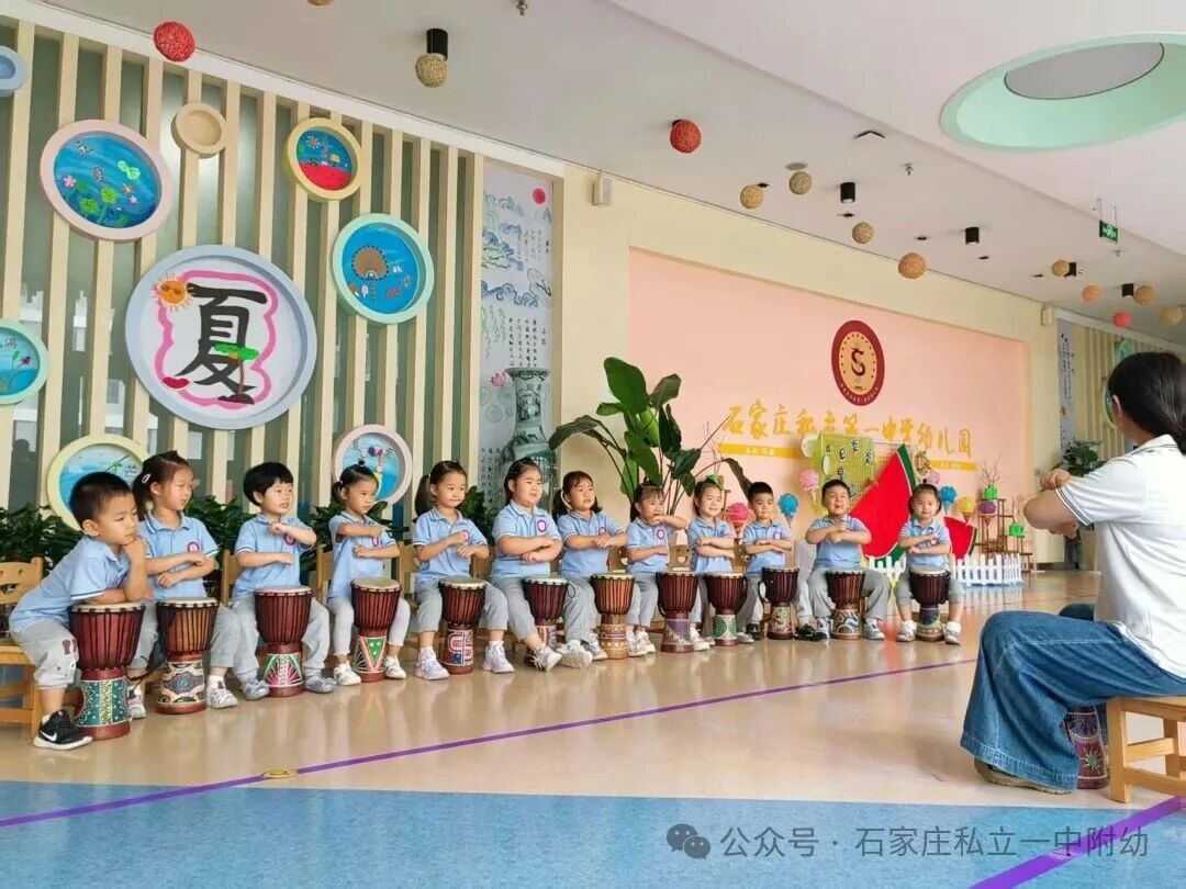 【幼儿园】硬核科技进校园，无人机足球燃情开启
