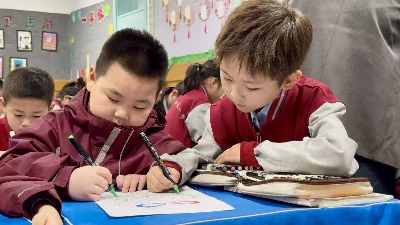 探秘小学课堂，携手幼小衔接｜附小衔接开展一年级参观体验