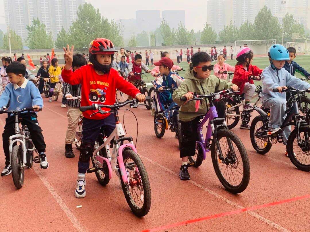 【立小 • 体育】太燃了！直击体育节超燃现场，每一帧都是大片 | 石家庄私立一中附属小学体育节纪实