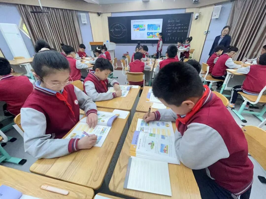 【立小•教学节】教学盛会绽芳华 以评提质育童心｜立小第四届教学节暨期中阶段课业展评活动纪实