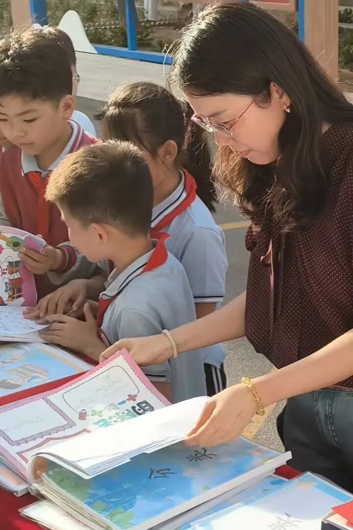 【立小•教学节】教学盛会绽芳华 以评提质育童心｜立小第四届教学节暨期中阶段课业展评活动纪实