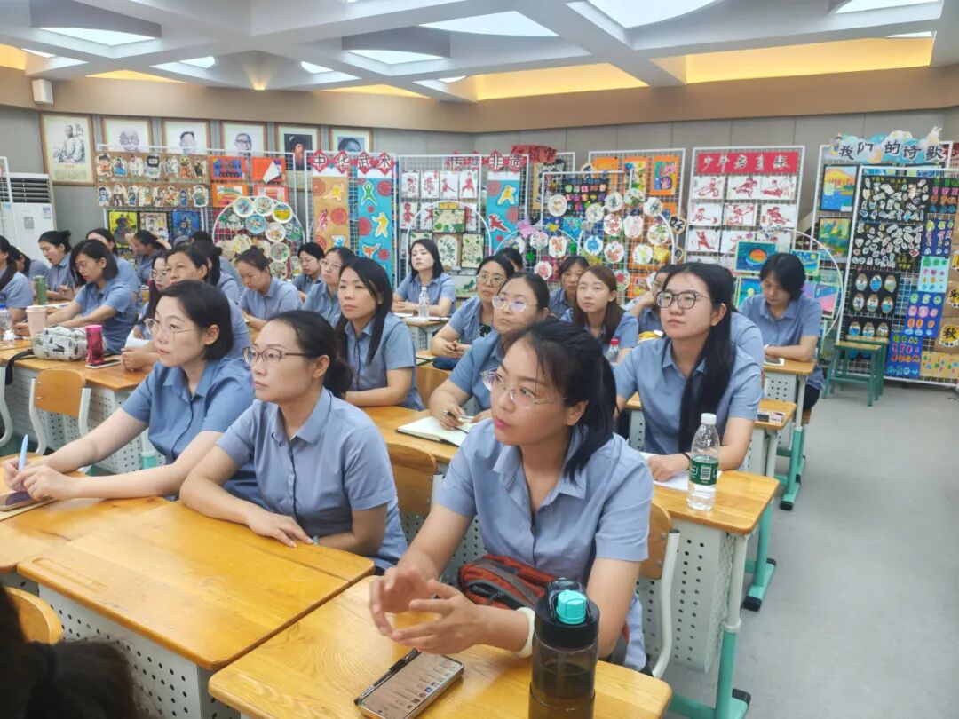 【立小•开学季】赋能成长担使命 同心启航赴新程｜2026 年秋季班主任培训暨年级团队开启仪式纪实