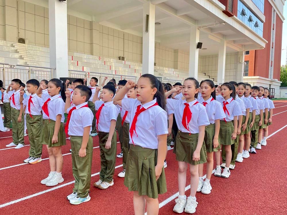 【立小•开学季】少年逢盛世 更懂来时路｜开学第一课 我们从长征讲起