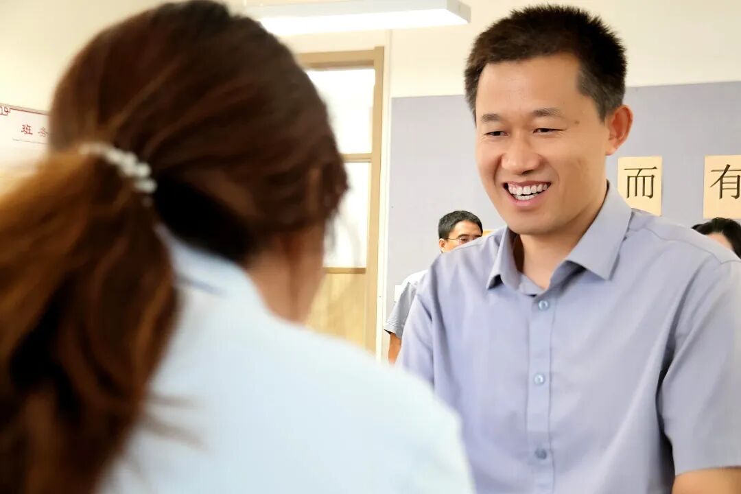躬耕教坛，礼赞师恩 | 石家庄私立第一中学温馨庆祝第42个教师节