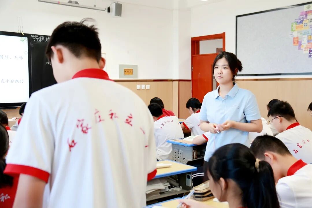 躬耕教坛，礼赞师恩 | 石家庄私立第一中学温馨庆祝第42个教师节