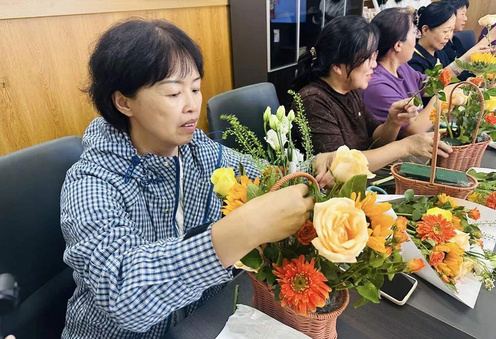 芳华未央 感恩同行｜以花为礼  致敬正盛放的你...