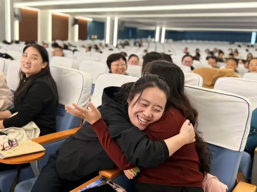 【立小 • 研修】智启AI新篇 共探班级管理新智慧